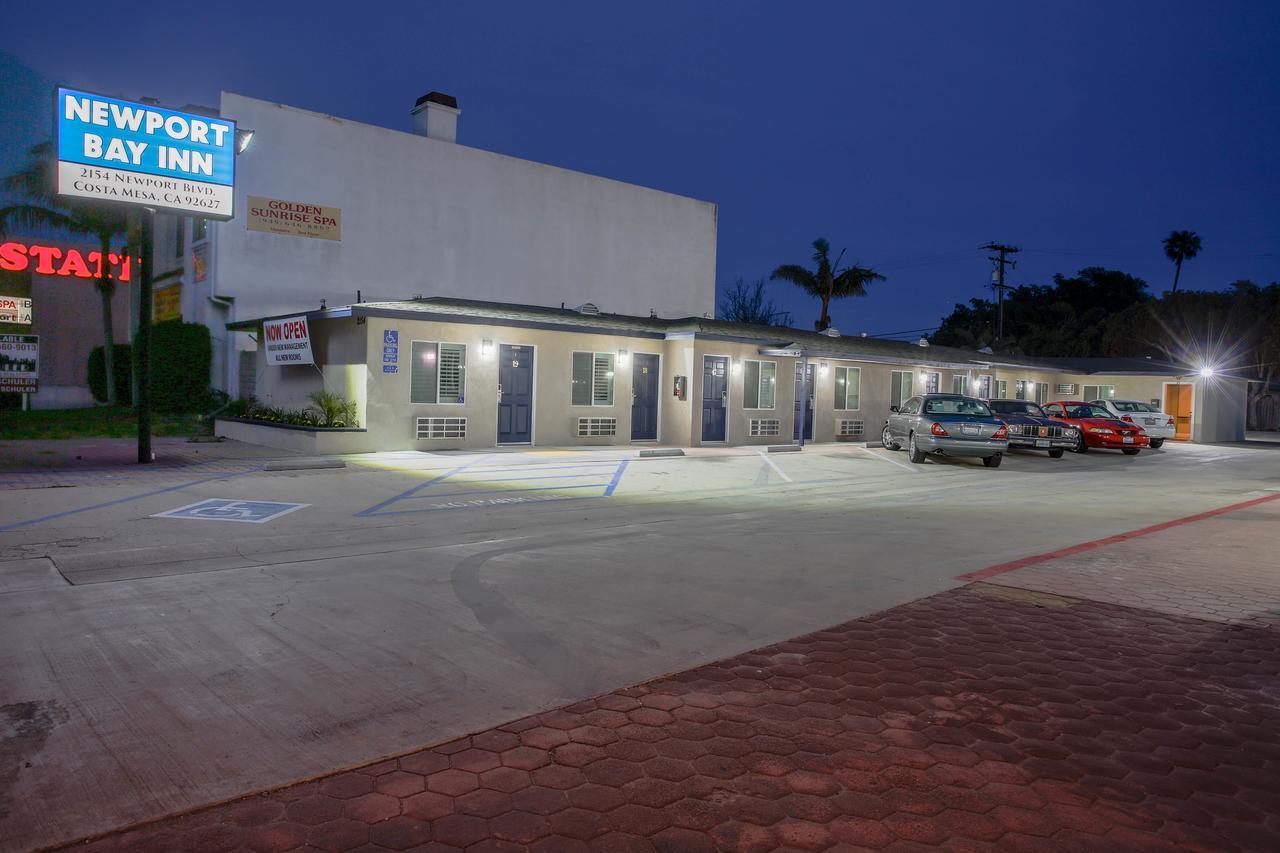 Newport Bay Inn Коста Меса Экстерьер фото